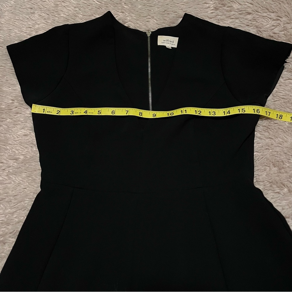 - Wilfred Aritzia Womens Foucault Dress Sz 4 Black Fit & Flare V-Neck View 4